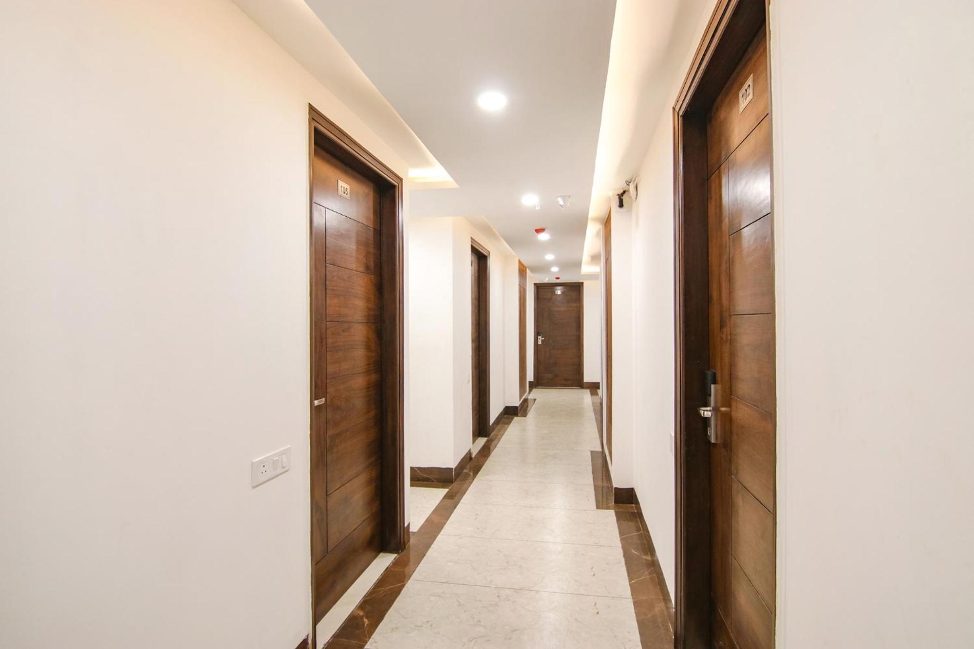 Fabhotel Prism Grand Zirakpur Екстериор снимка