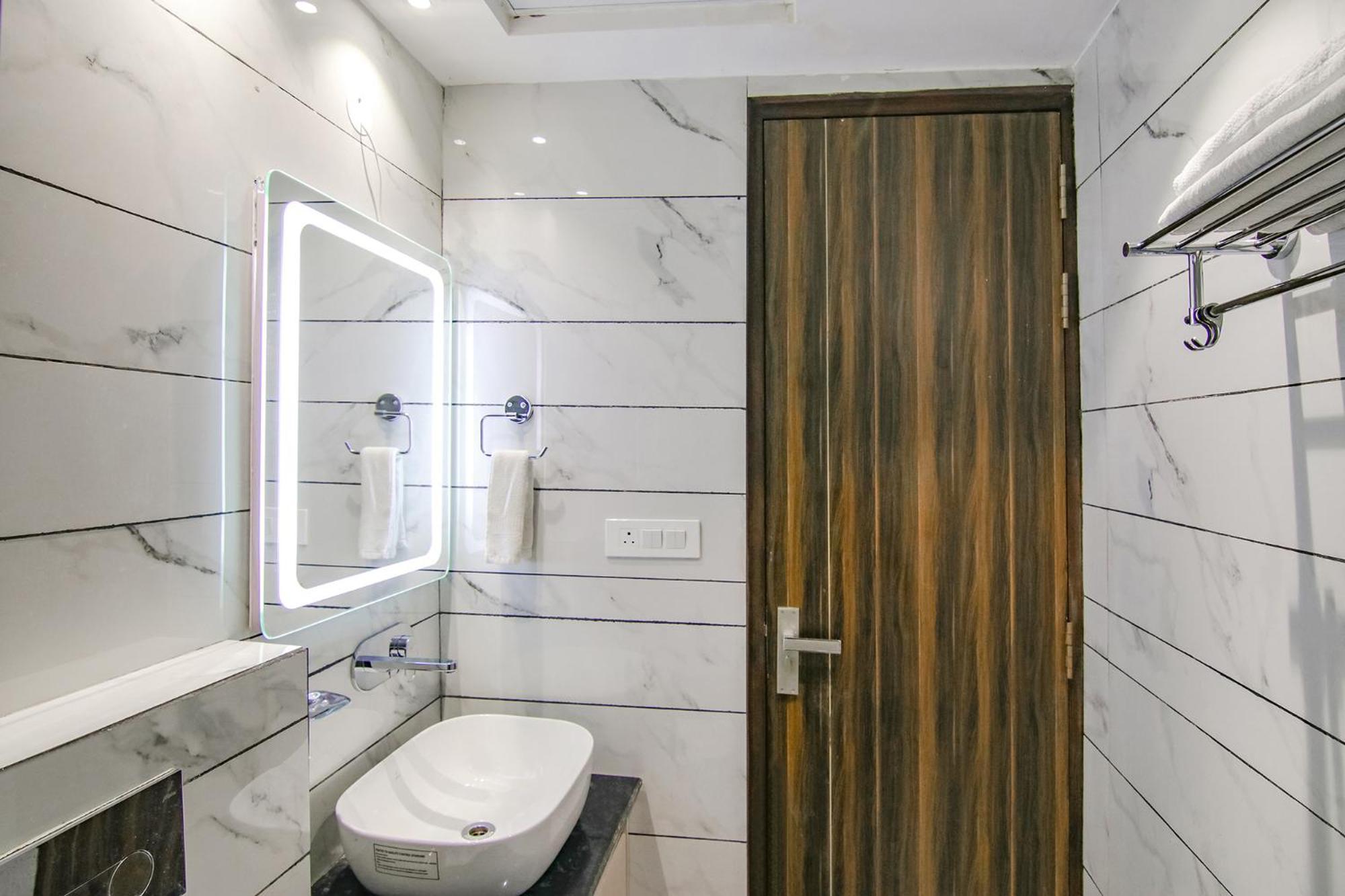 Fabhotel Prism Grand Zirakpur Екстериор снимка