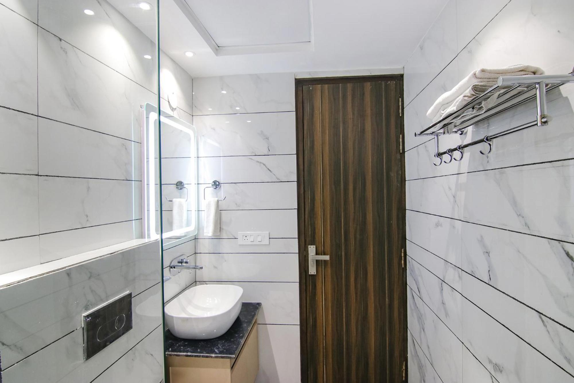 Fabhotel Prism Grand Zirakpur Екстериор снимка