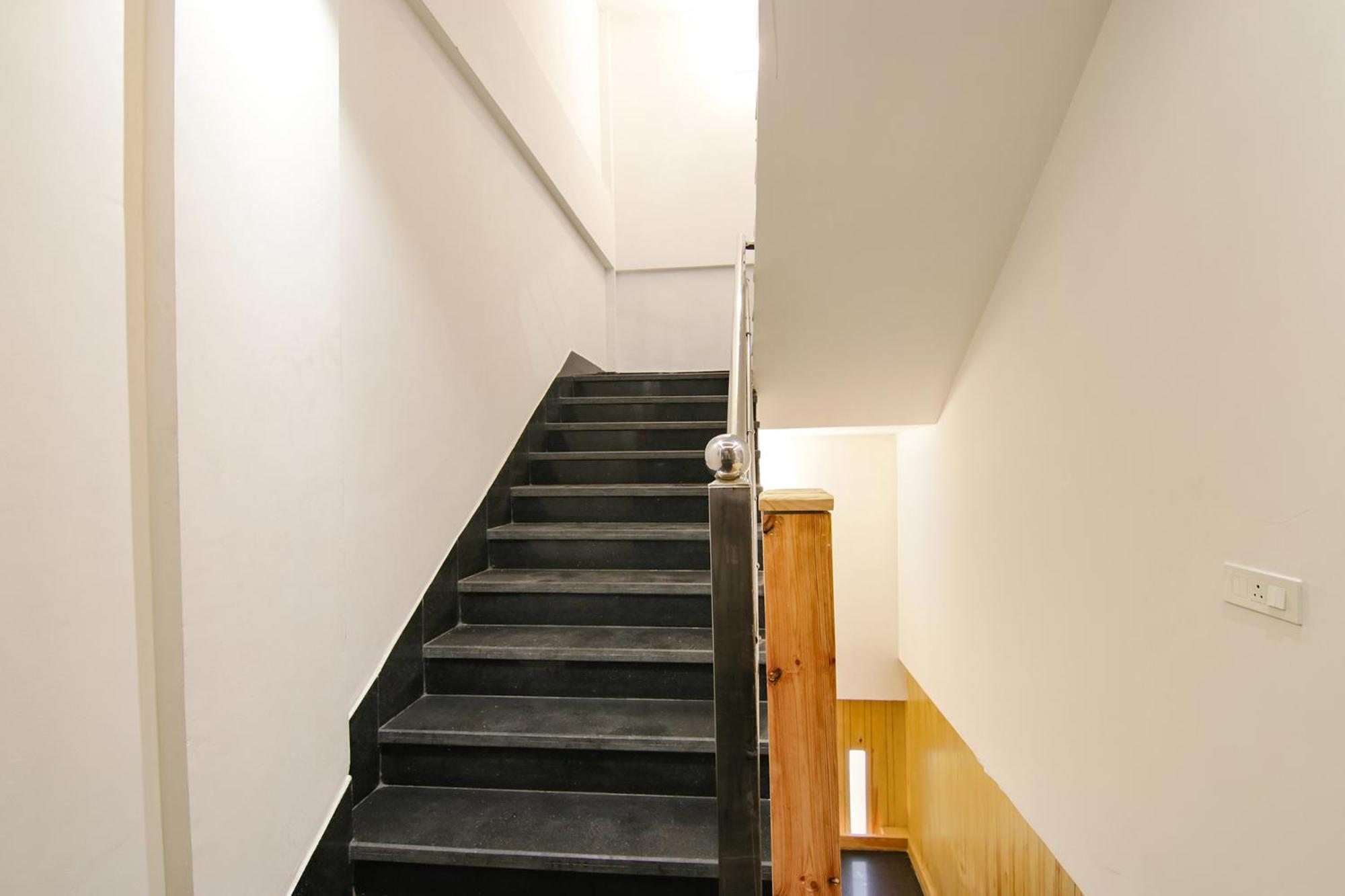 Fabhotel Prism Grand Zirakpur Екстериор снимка